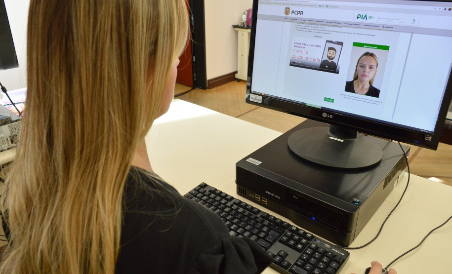 Novo serviço permite atualizar carteira de identidade sem sair de casa