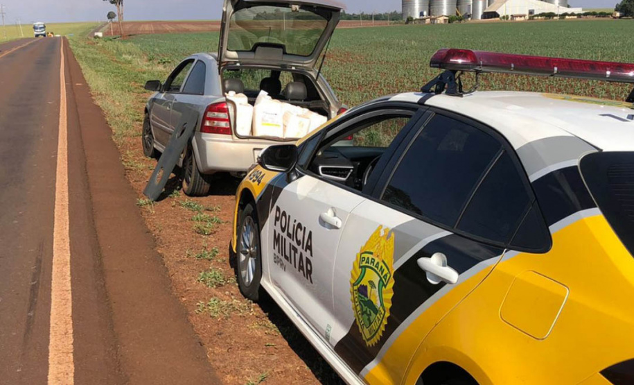 Apreendido carro carregado com 300 litros de herbicida