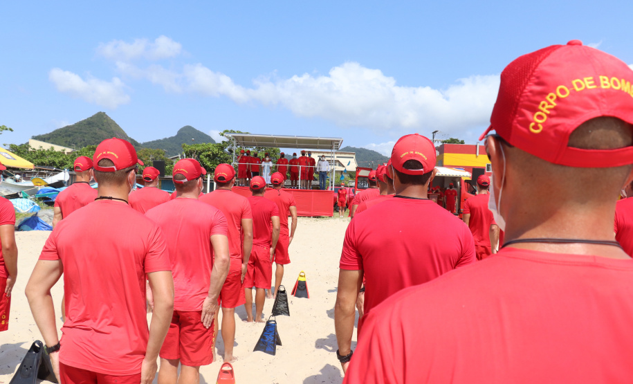Mais 30 bombeiros se especializam em Curso de Guarda-Vidas
