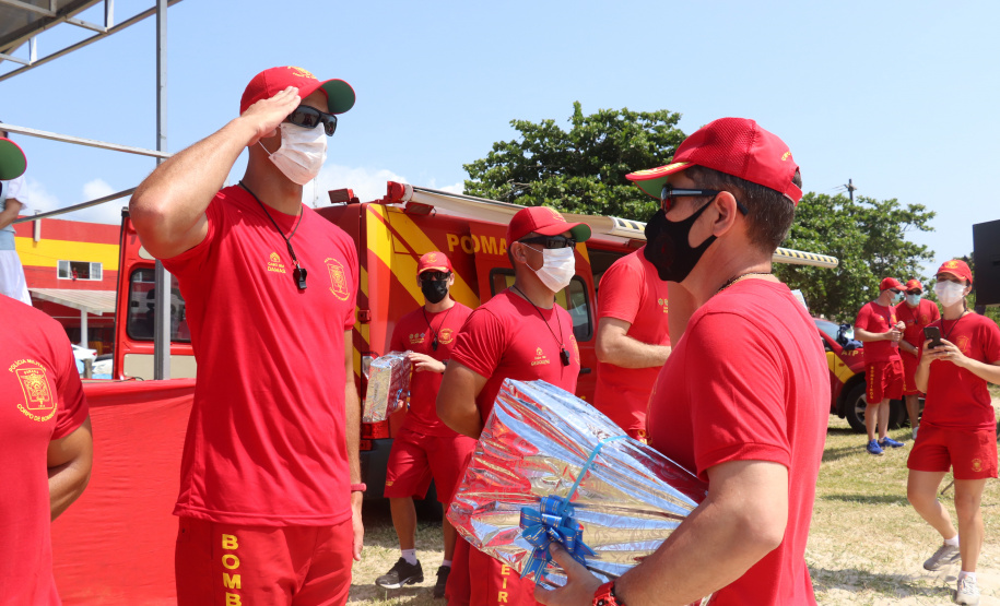 Mais 30 bombeiros se especializam em Curso de Guarda-Vidas