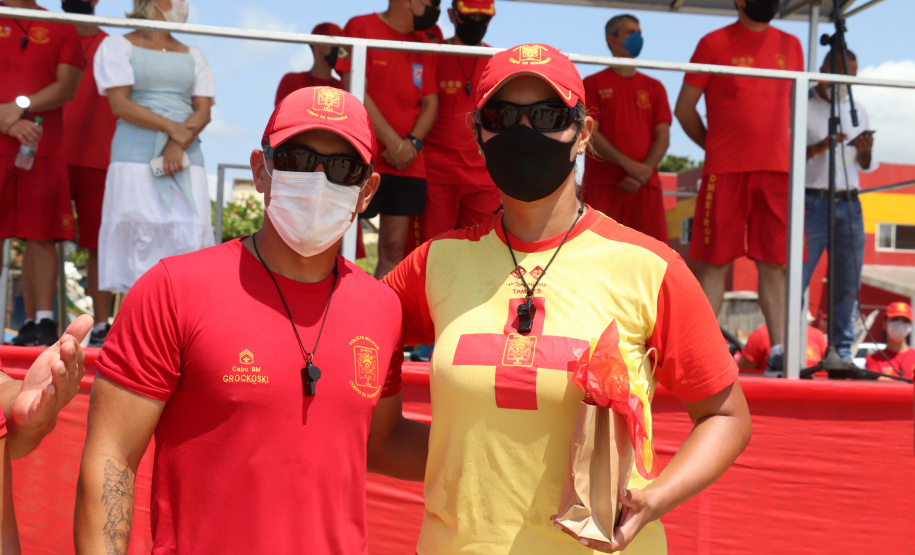 Mais 30 bombeiros se especializam em Curso de Guarda-Vidas