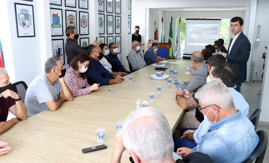 Prefeitos e secretário da Segurança Pública discutem obras e projetos na região de Londrina