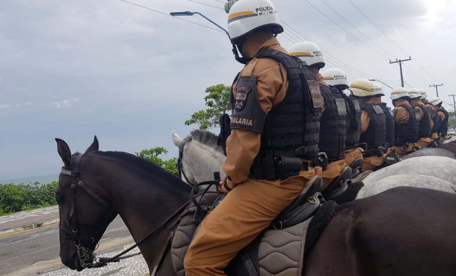 PM reforça policiamento do Litoral com unidades especializadas e rondas ostensivas