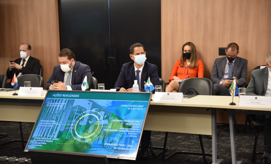 Secretário Marinho participa de reunião com Secretário Nacional de Segurança Pública e CONSESP