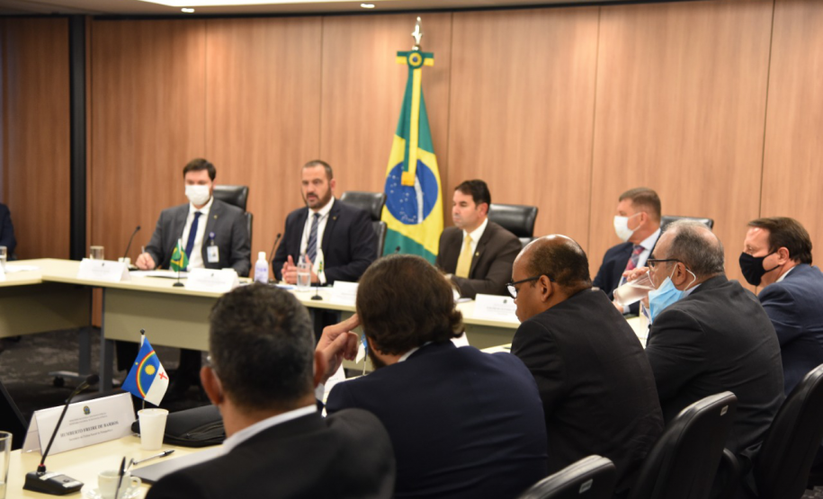 Secretário Marinho participa de reunião com Secretário Nacional de Segurança Pública e CONSESP