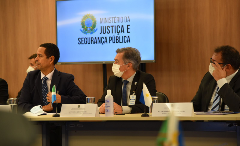 Secretário Marinho participa de reunião com Secretário Nacional de Segurança Pública e CONSESP