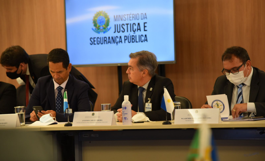 Secretário Marinho participa de reunião com Secretário Nacional de Segurança Pública e CONSESP