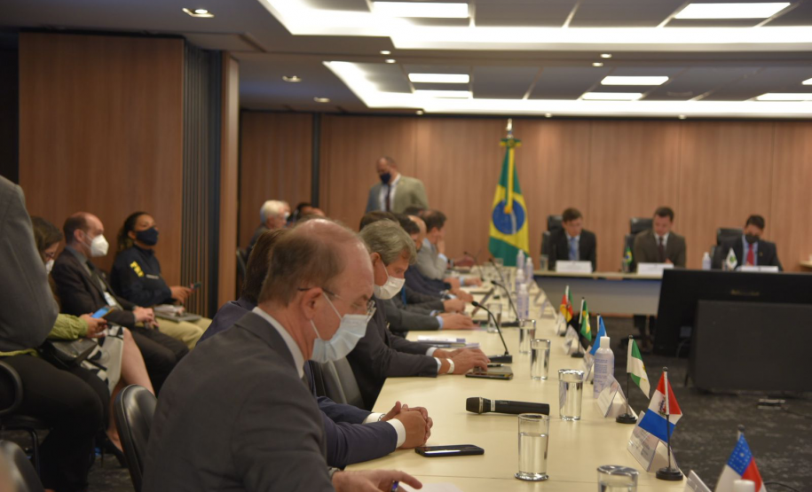 Secretário Marinho participa de reunião com Secretário Nacional de Segurança Pública e CONSESP