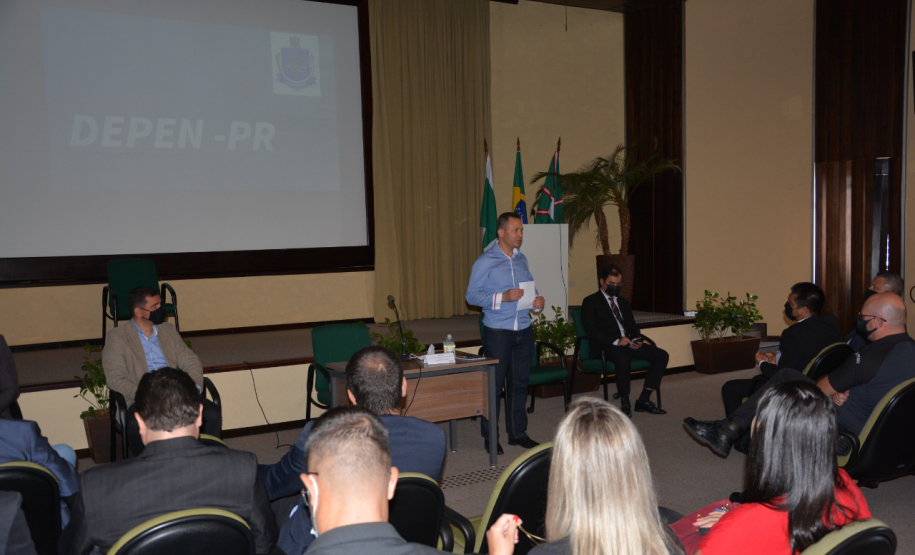 Deppen discute planejamento estratégico com gestores do sistema prisional