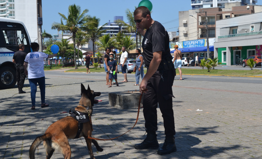 No Litoral, Deppen faz exposição de atividades de ressocialização de presos