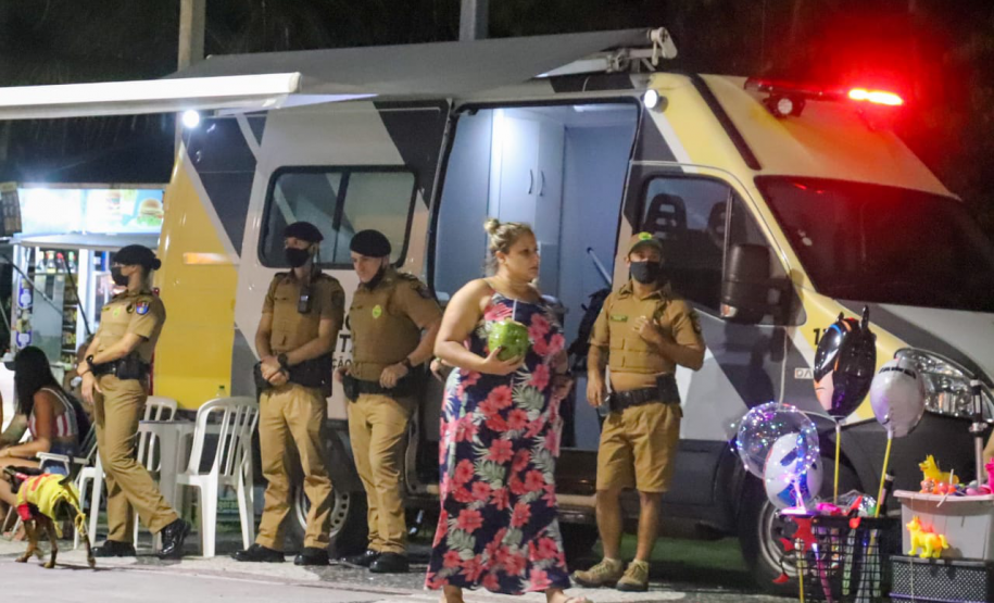 PM aborda 3 mil pessoas e encaminha mais de 100 nos primeiros dias de Carnaval no Litoral