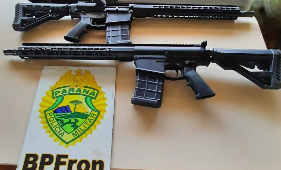 BPFron apreende dois fuzis durante abordagem a ônibus em Medianeira, no Oeste