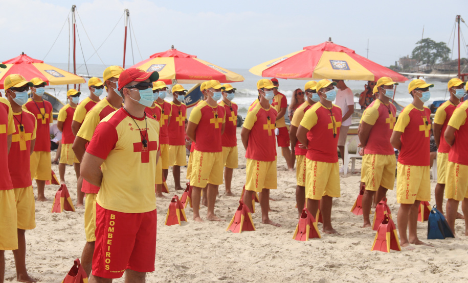 Corpo de Bombeiros forma 55 guarda-vidas civis voluntários no Litoral