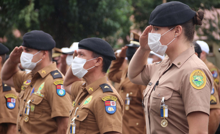 Batalhão de Trânsito completa 70 anos e recebe 45 novas motocicletas durante solenidade em Curitiba