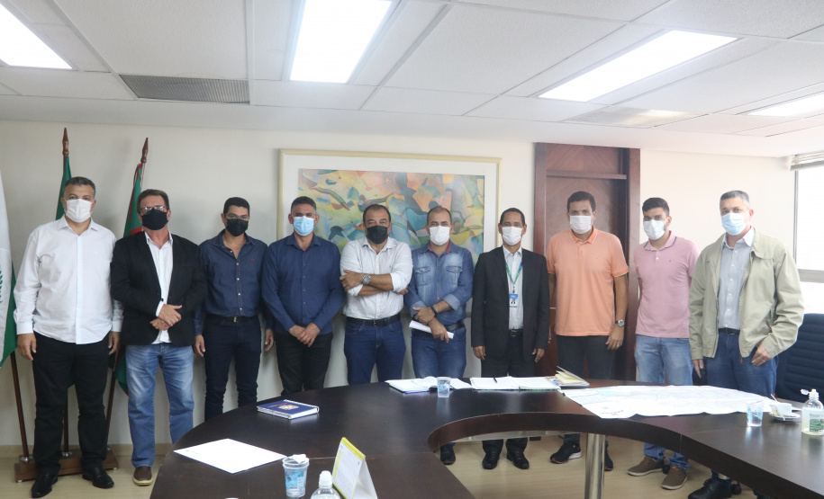 Prefeitos do Extremo Noroeste do estado vêm à Curitiba e visitam Secretaria da Segurança Pública