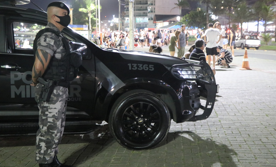 PM faz segurança de mais de meio milhão de pessoas nas praias durante o Carnaval