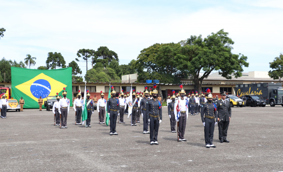 APMG comemora aniversário com entrega de medalhas e instituição de Cunhete do Tempo