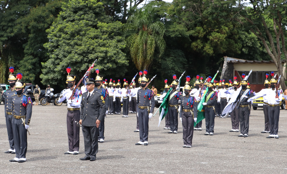 APMG comemora aniversário com entrega de medalhas e instituição de Cunhete do Tempo