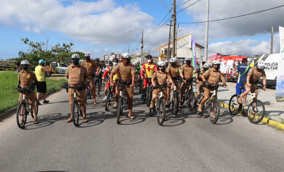 Policiamento da PM com bicicletas aumenta mobilidade no Litoral e proximidade com a população