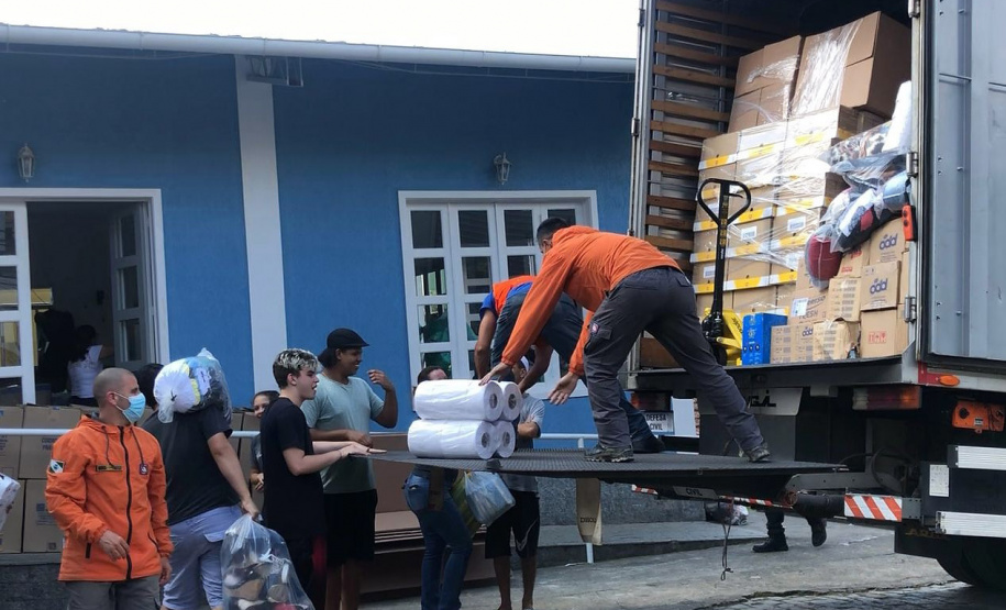 O impacto do desastre foi muito grande, diz paranaense que ajudou no apoio a Petrópolis