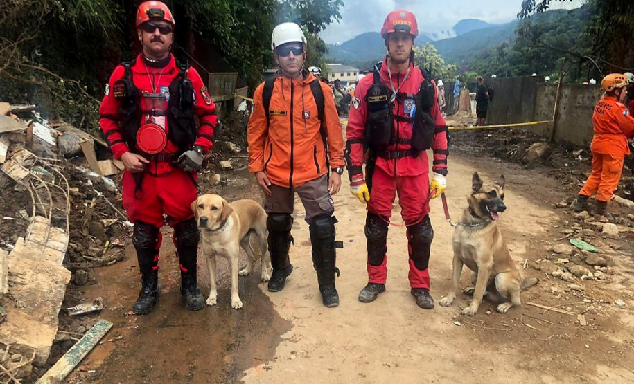 O impacto do desastre foi muito grande, diz paranaense que ajudou no apoio a Petrópolis