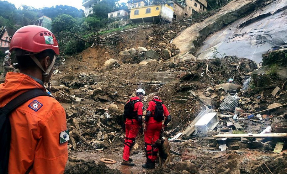 O impacto do desastre foi muito grande, diz paranaense que ajudou no apoio a Petrópolis