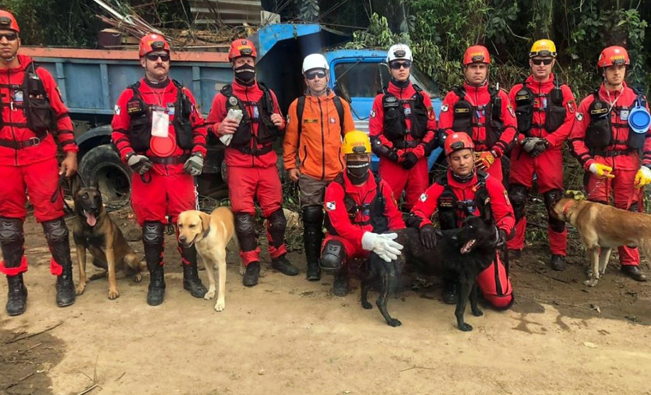 O impacto do desastre foi muito grande, diz paranaense que ajudou no apoio a Petrópolis
