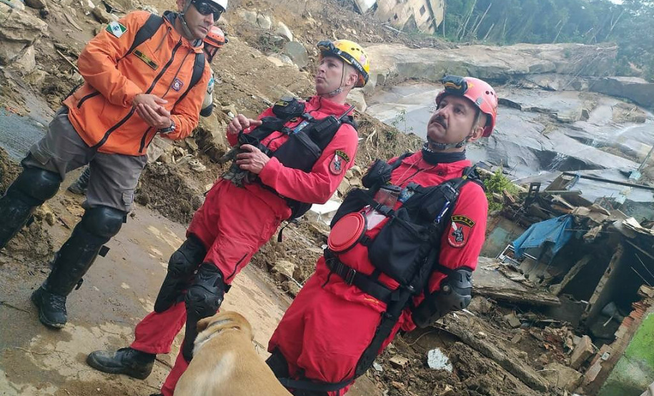 O impacto do desastre foi muito grande, diz paranaense que ajudou no apoio a Petrópolis