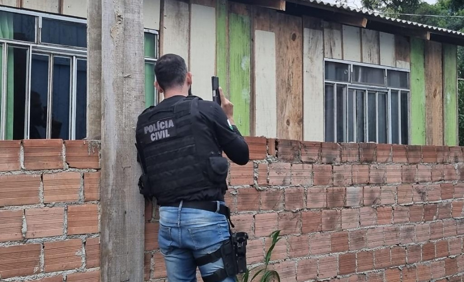 Polícia Civil cumpre sete mandados de prisão em investigação de homicídios em Curitiba
