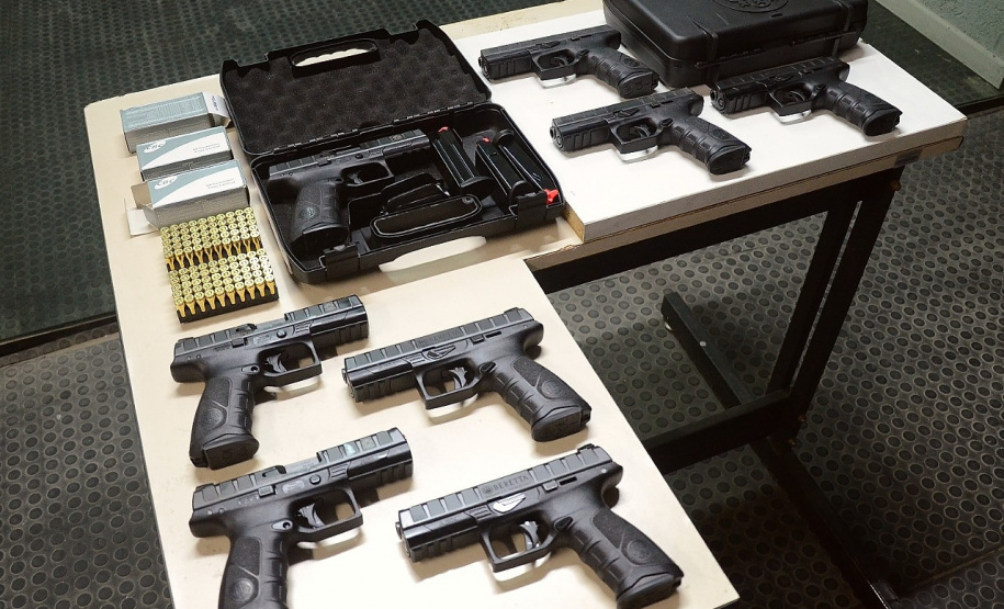 Com armas, uniformes e novos sistemas, PCPR melhora condições de trabalho dos policiais