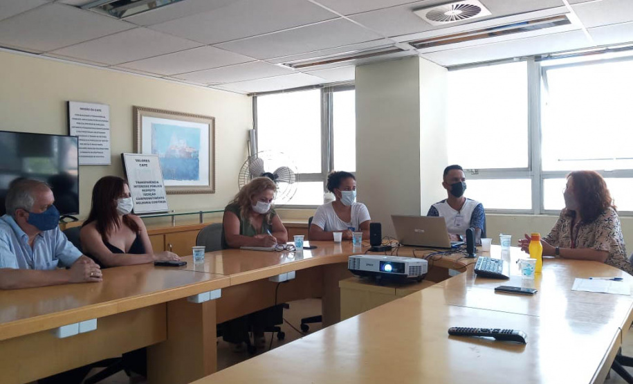 Deppen e Narcóticos Anônimos discutem retorno do programa no sistema prisional