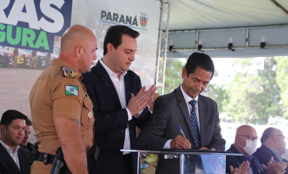 Governo do Estado e Secretaria da Segurança Pública entregam 98 novas viaturas para as polícias Militar e Civil