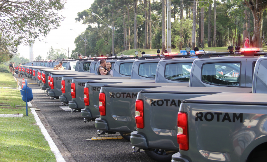 Governo do Estado e Secretaria da Segurança Pública entregam 98 novas viaturas para as polícias Militar e Civil