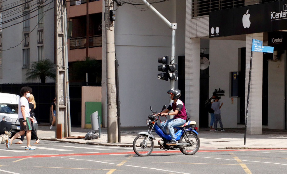 Ciclomotores e bicicletas elétricas precisam seguir recomendações de segurança