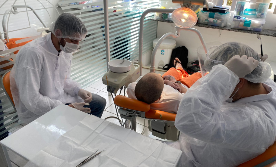 Em Ponta Grossa, Deppen firma parceria para atendimento odontológico aos presos