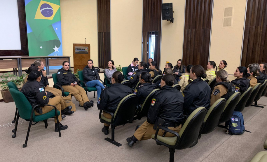 SESP e Programa PRUMOS promovem seminário em alusão ao Maio Furta-cor para promoção e atenção à saúde mental materna