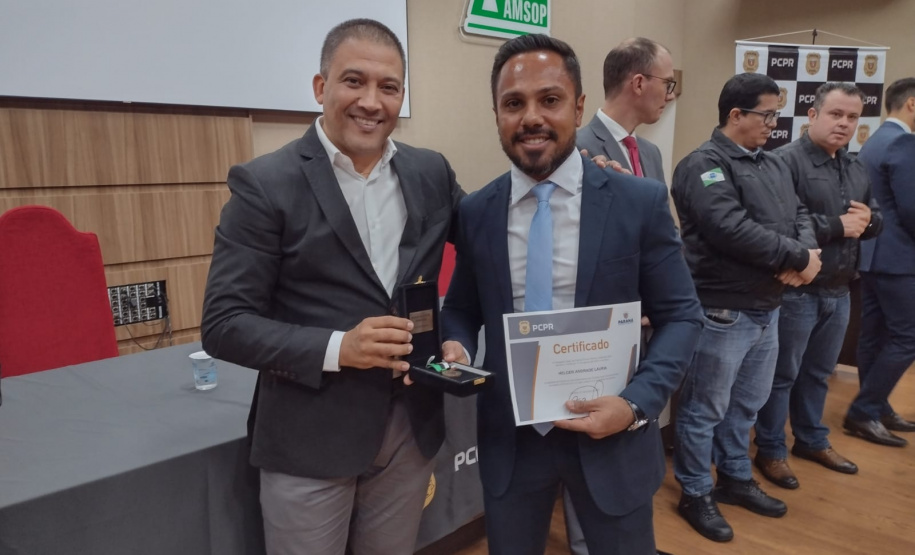 PCPR realiza entrega de medalhas para policiais civis em Francisco Beltrão