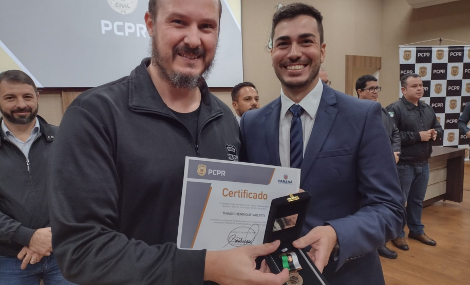 PCPR realiza entrega de medalhas para policiais civis em Francisco Beltrão