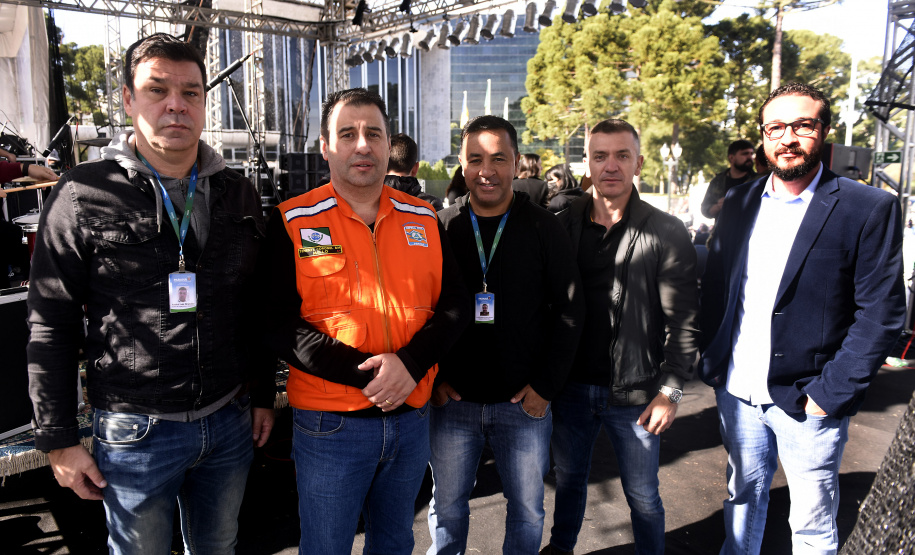 Visita de Bolsonaro ao Paraná tem acompanhamento por central de monitoramento e policiamento integrado