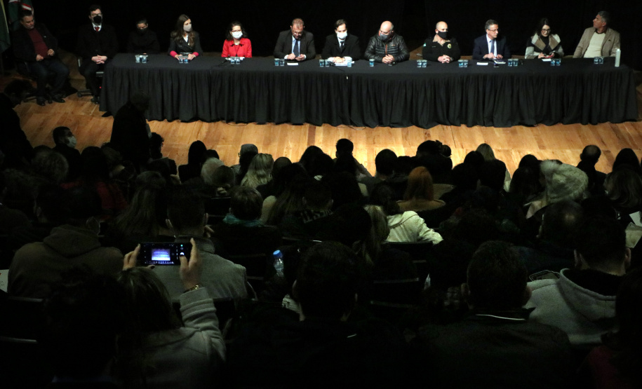 Estado avança em plano contra as drogas e premia iniciativas de conscientização dos jovens