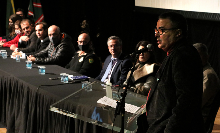 Estado avança em plano contra as drogas e premia iniciativas de conscientização dos jovens