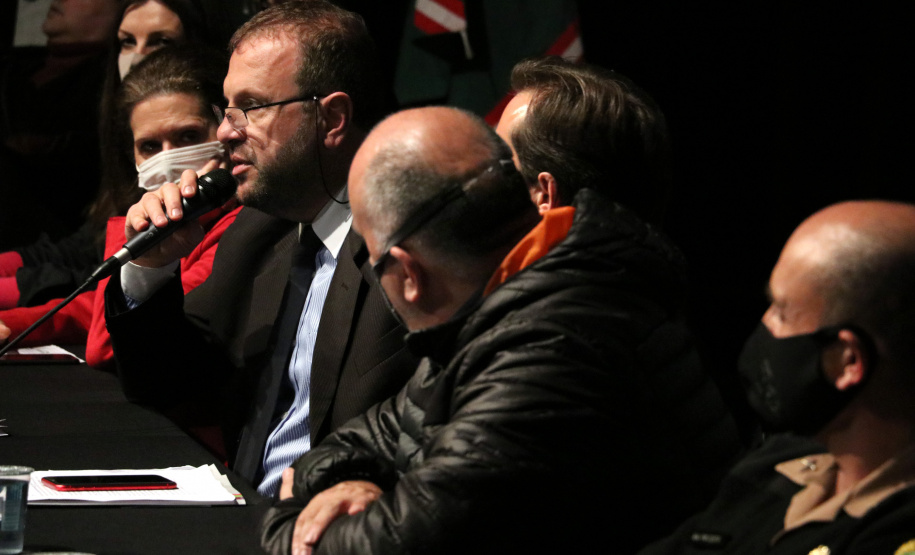 Estado avança em plano contra as drogas e premia iniciativas de conscientização dos jovens