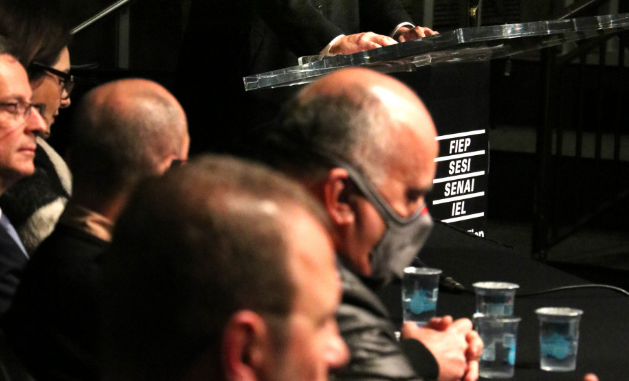 Estado avança em plano contra as drogas e premia iniciativas de conscientização dos jovens