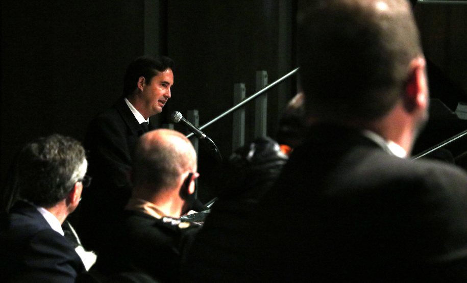 Estado avança em plano contra as drogas e premia iniciativas de conscientização dos jovens