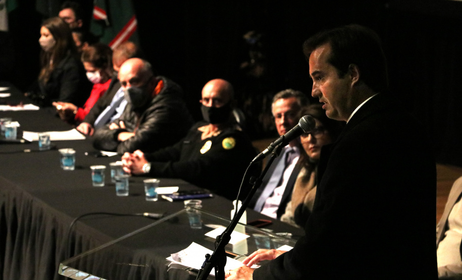 Estado avança em plano contra as drogas e premia iniciativas de conscientização dos jovens