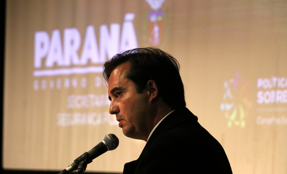 Estado avança em plano contra as drogas e premia iniciativas de conscientização dos jovens