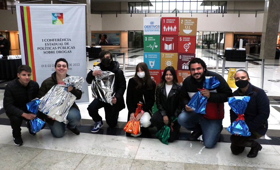 Estado avança em plano contra as drogas e premia iniciativas de conscientização dos jovens