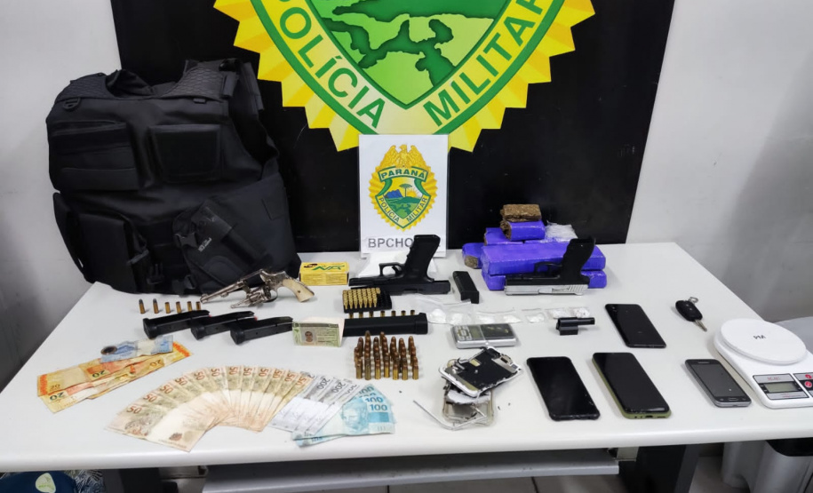 RONE prende dois suspeitos e apreende armas de fogo em Curtiba