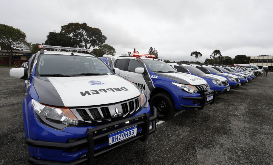 Estado investe R$ 55,3 milhões e entrega 250 viaturas, 88 motos e equipamentos para as polícias