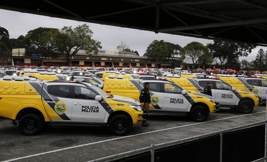 Estado investe R$ 55,3 milhões e entrega 250 viaturas, 88 motos e equipamentos para as polícias